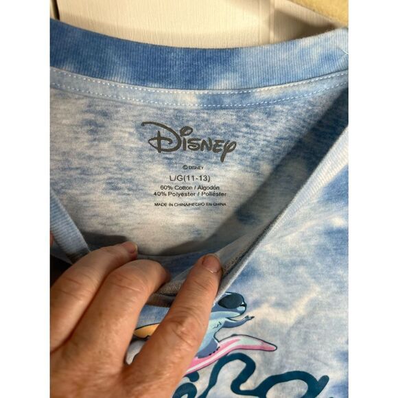 ❤️Disney Blue Tie Dye Aloha Stitch Crop T-Shirt - Picture 4 of 6